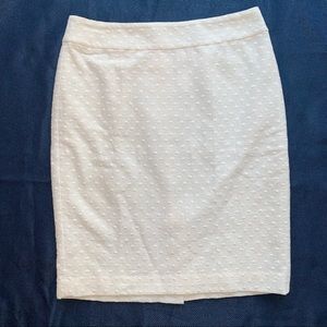 Ann Taylor white pencil skirt NWT size 6